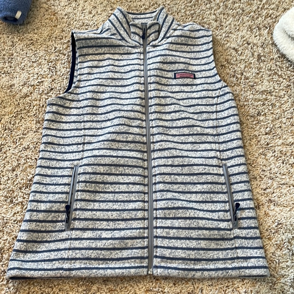 Vineyard vines vest!